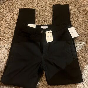 Forever 21 Black High Rise Skinny Jeans (brand new)